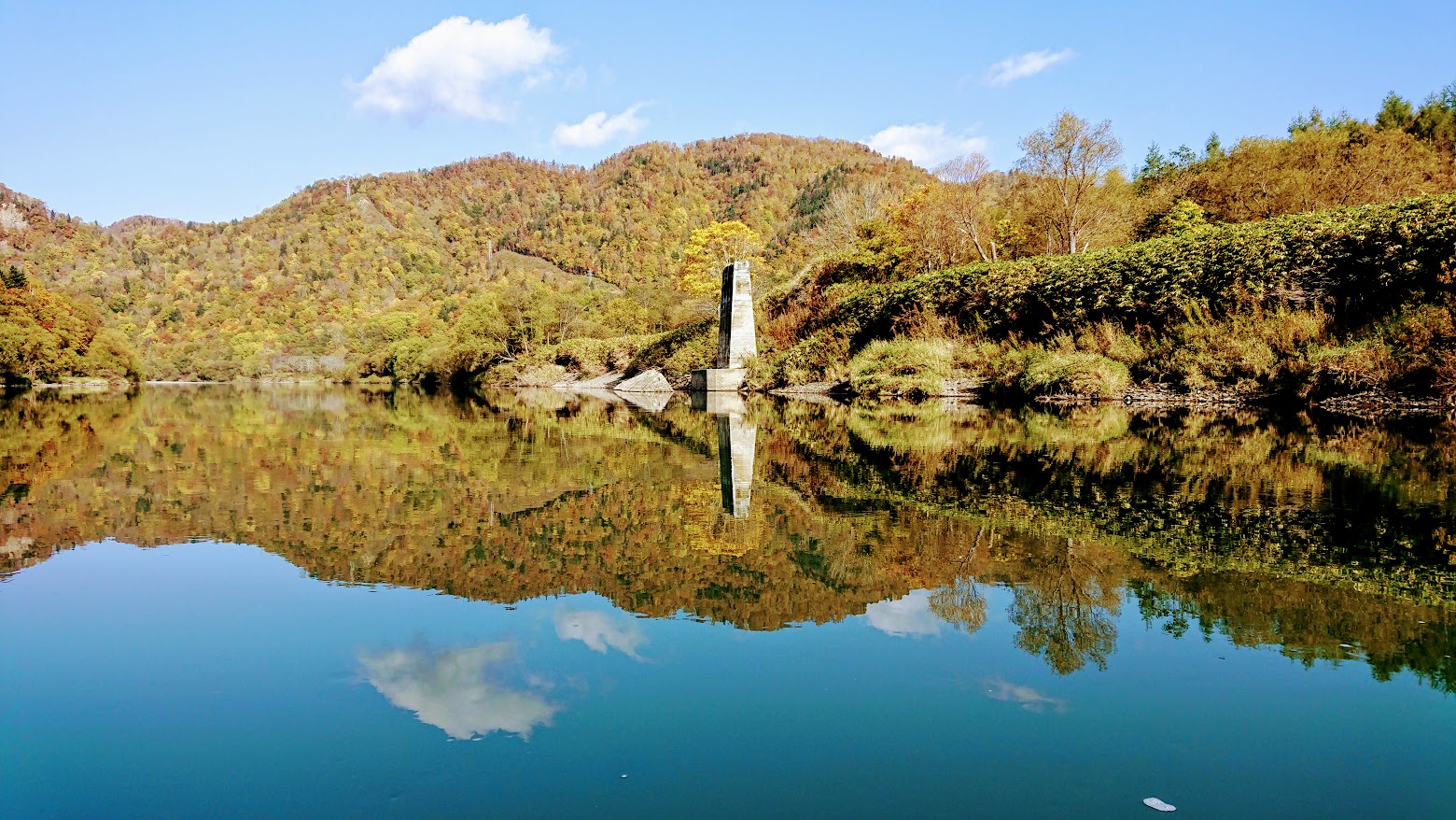 天塩川～神路の紅葉